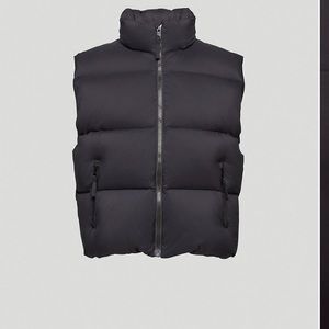 ARITZIA Mega Puff Vest